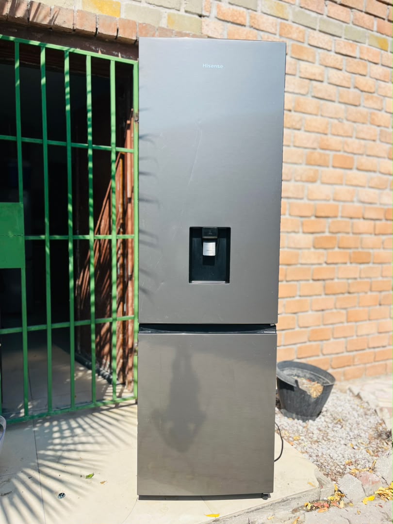 Dispenser fridge